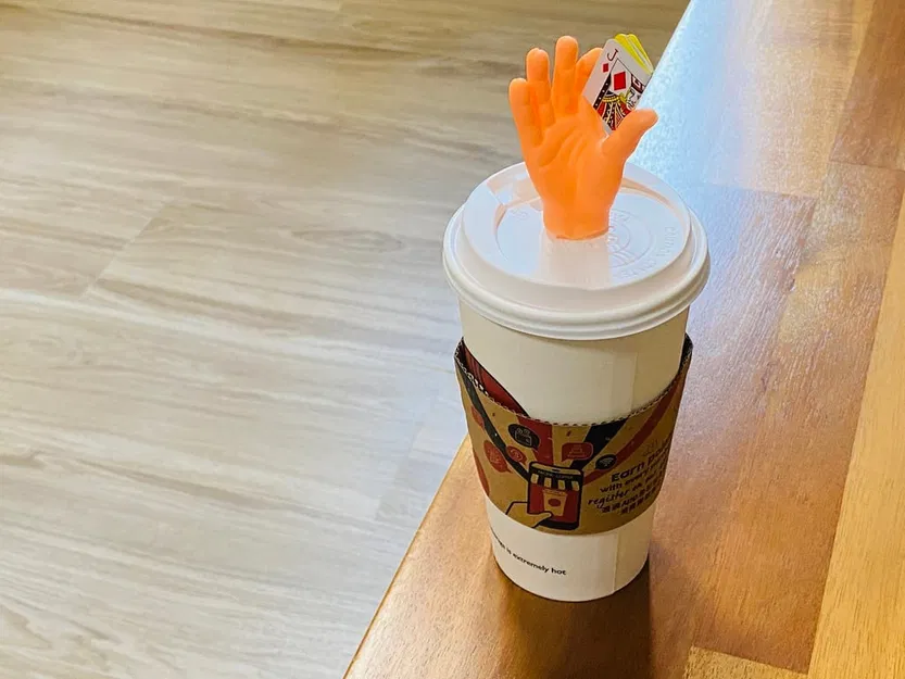 Bàn Tay Lớn Hơn (Trò ảo thuật bài) - Image 2