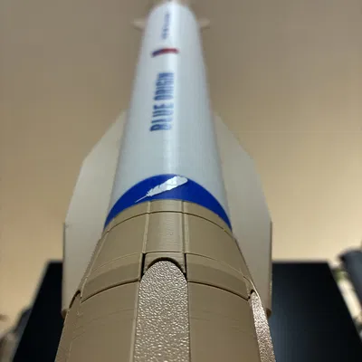 Mô Hình Tên Lửa New Glenn (Blue Origin) Tỷ Lệ 1:144 Có Chân Đáp