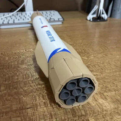 Mô Hình Tên Lửa New Glenn (Blue Origin) Tỷ Lệ 1:144 Có Chân Đáp