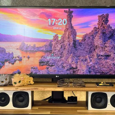 Chân đế màn hình / Kệ bàn làm việc