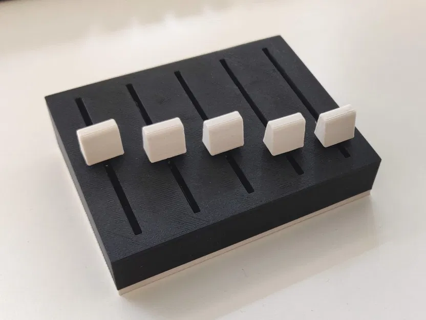 Hộp đựng Deej Audio Mixer / Fader - Image 1