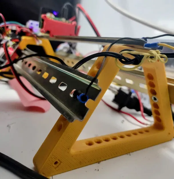 Chân đế Din Rail - Image 1