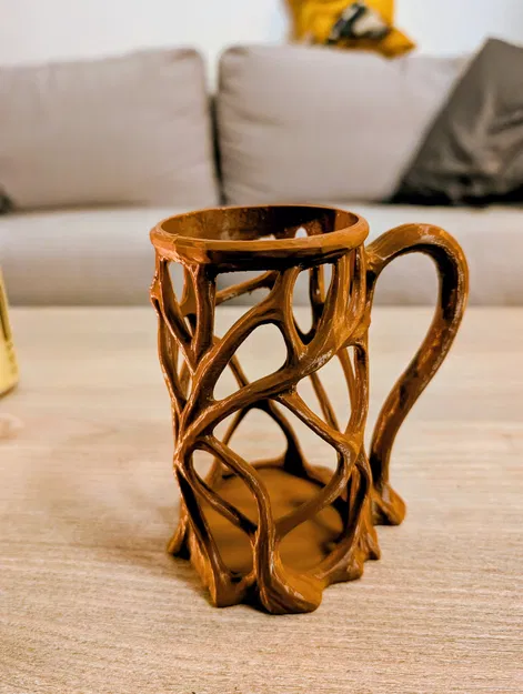 Giá đỡ lon hình cây - Image 2