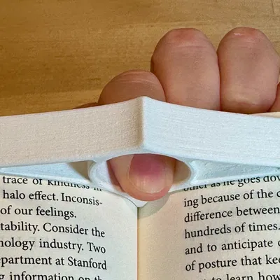 Cái Kẹp Sách: Dụng Cụ Giữ Trang Sách (v2)