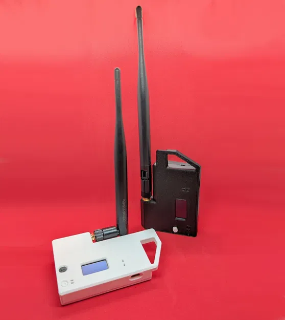 Vỏ Heltec V3 có pin 18650 và bộ điều khiển sạc TP4056 - Image 1