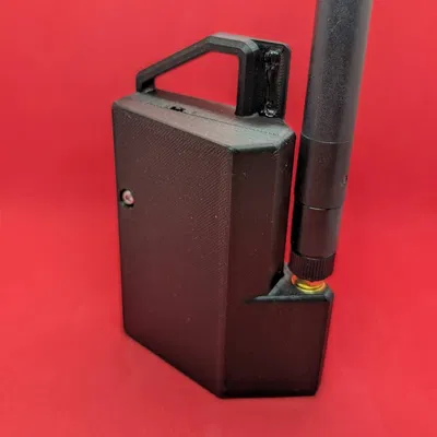 Vỏ Heltec V3 có pin 18650 và bộ điều khiển sạc TP4056