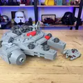 Mô hình Millennium Falcon "Brick" Khổng Lồ - Thumbnail 4