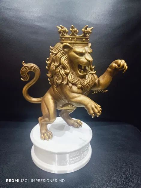 Tượng Sư Tử Đang Tung Hoành - Image 5