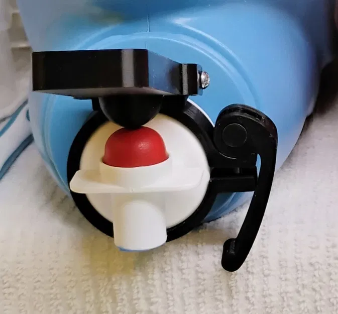 Cần gạt chai nước giặt cho người hạn chế vận động tay - Image 2