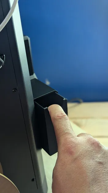 Ngăn kéo có lỗ xỏ ngón tay cho Centauri Carbon Poopchute - Image 2