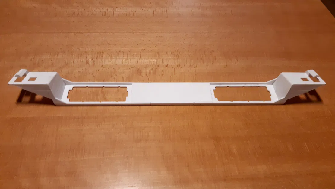 Đèn soi biển số, Nissan Leaf - Image 1