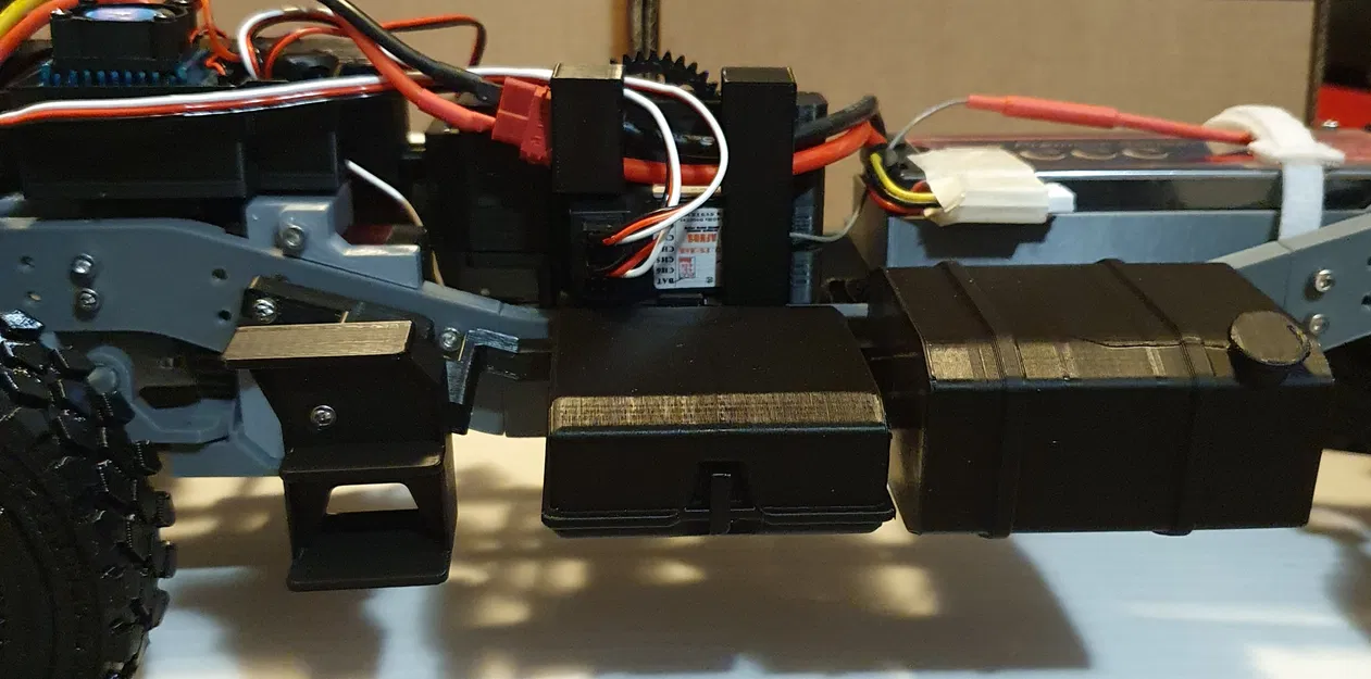 Phụ kiện Unimog RC bên trái - Image 1