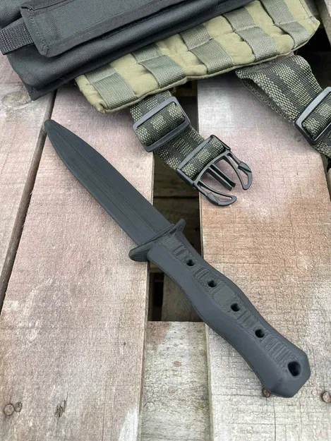 Dao tập luyện, Airsoft, Larp - Image 1