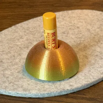 Giá Đỡ Son Dưỡng Balm Bollard