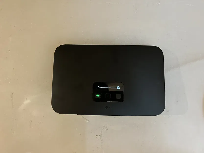 Giá Treo Tường Speedport Smart 4 - Wallmount - Image 1