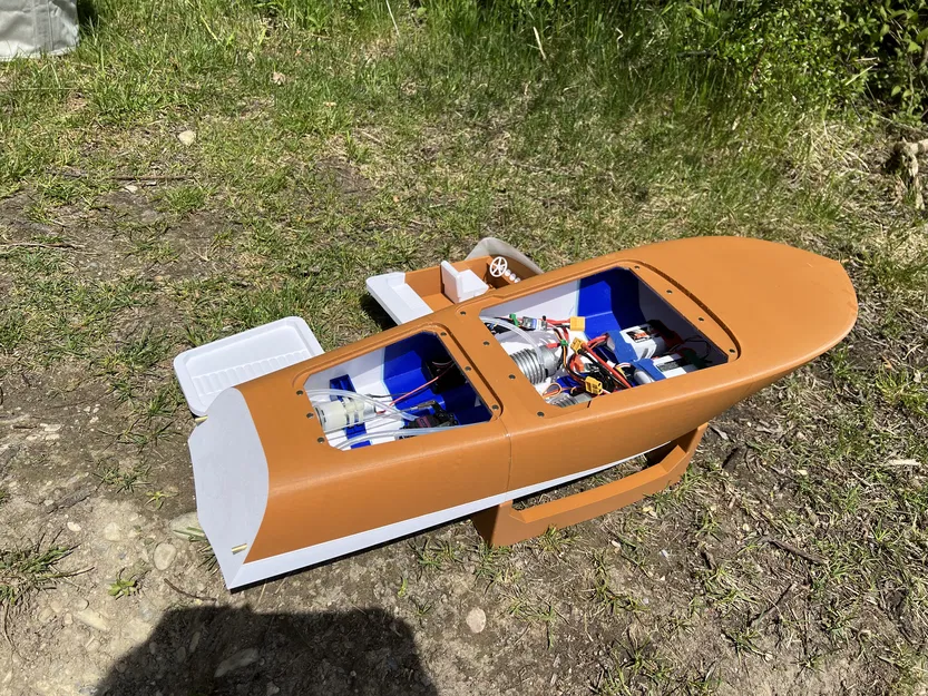 Thuyền RC Riva Aquarama 1:11 In 3D - Image 2