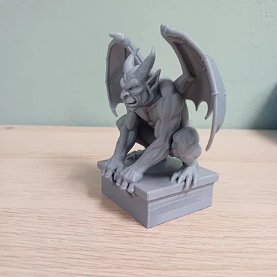 Tượng Vệ Thần Gothic - Người Bảo Vệ Có Cánh