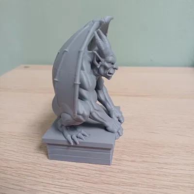 Tượng Vệ Thần Gothic - Người Bảo Vệ Có Cánh