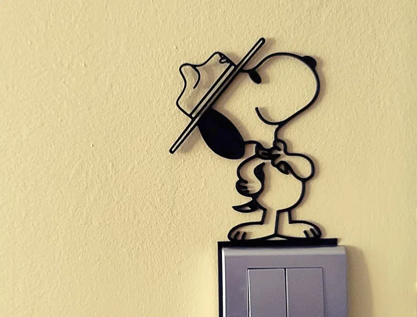 Trang Trí Ổ Cắm/Công Tắc Snoopy – Mẫu In 3D 28 - Image 1