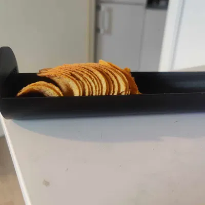 Pringles Slider - Giá Đỡ Lấy Pringles Tiện Lợi