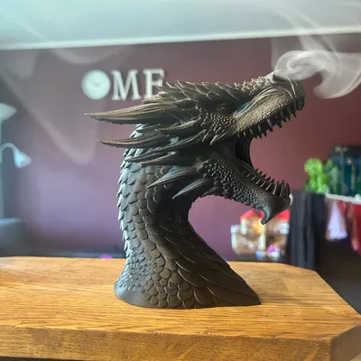 Rồng Phun Khói Xông Nhang