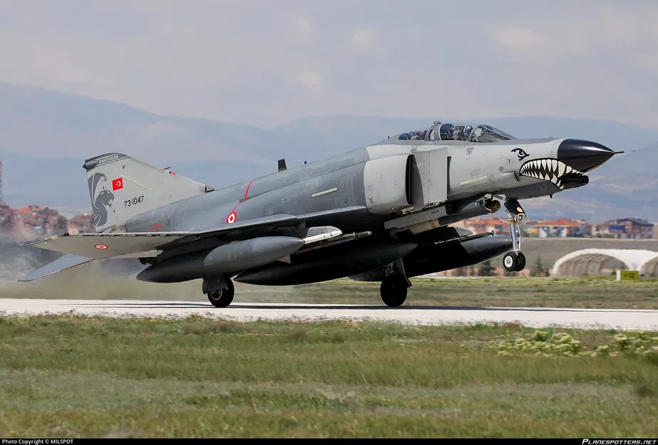 Máy bay chiến đấu mini F-4 Phantom II in liền khối - Image 8