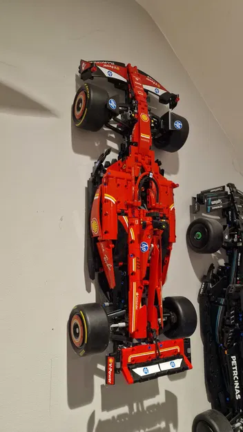 Giá Treo Tường LEGO Technic 42207 Ferrari SF-24 F1 (Không Cần Hỗ Trợ) - Image 1