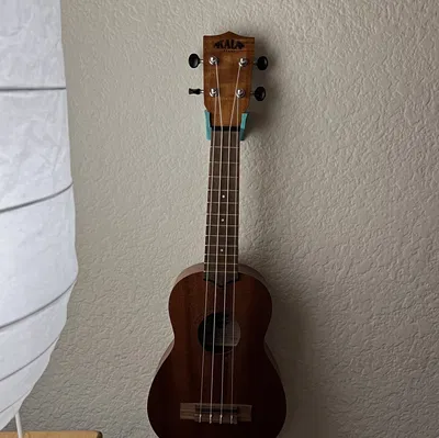 Móc Treo Đàn Ukulele