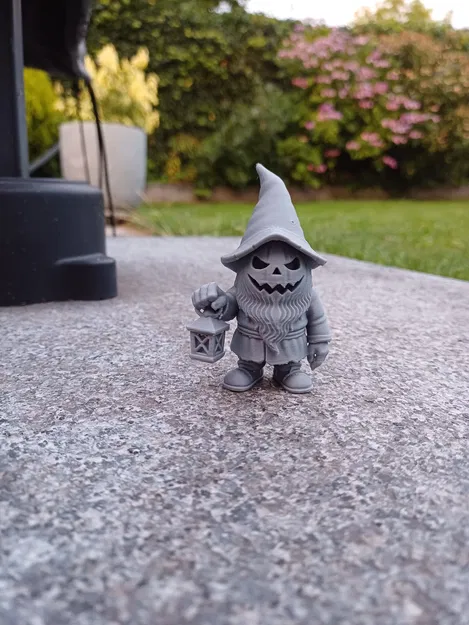 Gnome Đầu Bí Ngô Có Đèn Lồng - Image 1