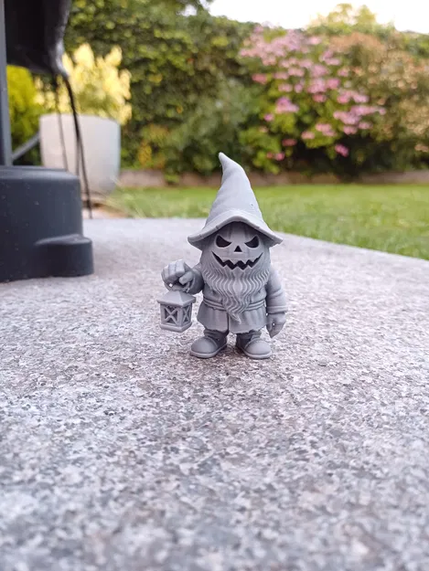 Gnome Đầu Bí Ngô Có Đèn Lồng - Image 3