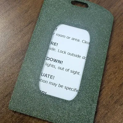 Kệ Đựng Thẻ ID