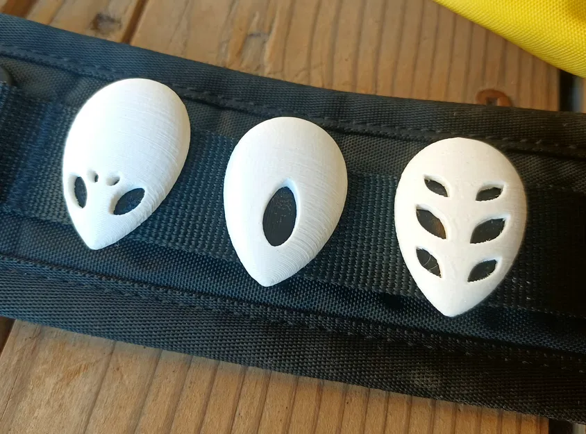 Kẹp Móc Ba Lô Hollow Knight - Các Giấc Mơ - Image 1