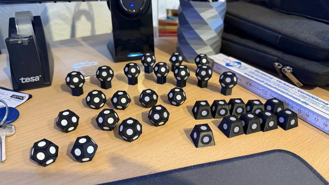 Vạch Dấu 3D Cho Quét 3D (Lỗ Nam Châm In Sẵn) - Image 1