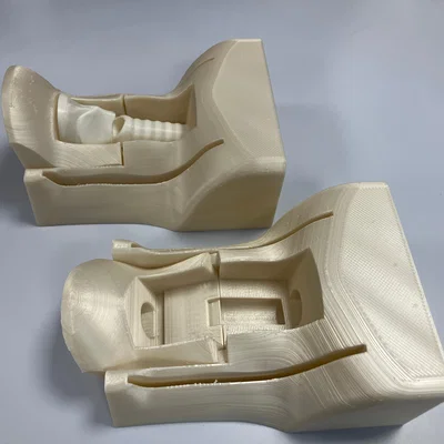 Mô hình Cric & Trach cho đào tạo Cricothyrotomy, Radboudumc