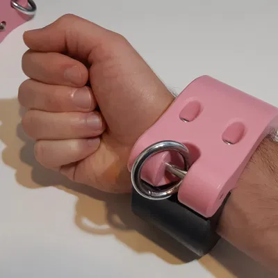 Còng Hồng và Đen (Parametric)