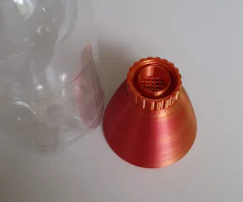 Phễu Rót Chai Nước Ngọt Có Gắn Lưới Lọc - Image 1