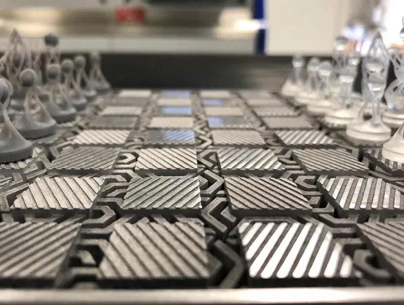 Bàn cờ vua với thiết kế xếp lớp - Image 2