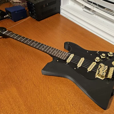 Thân đàn Guitar Stratocaster (Tỷ Lệ 1:1)
