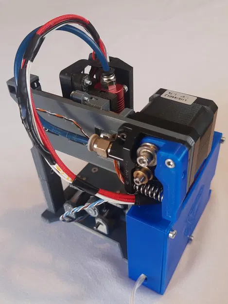 Máy in 3D mini tự chế từ linh kiện cũ - Image 3