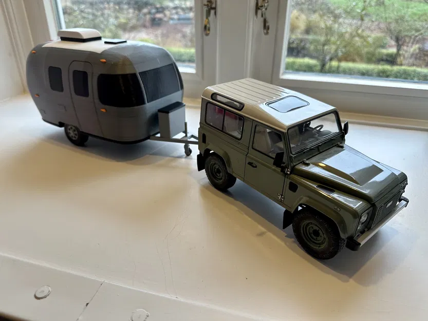 Mô Hình 3D Airstream Bambi 16RB Tỷ Lệ 1:18 - Image 2