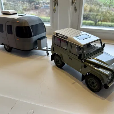 Mô Hình 3D Airstream Bambi 16RB Tỷ Lệ 1:18