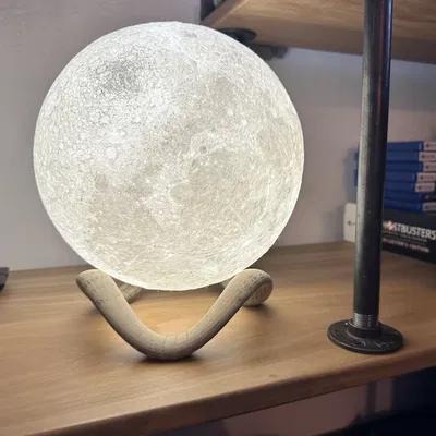 Đèn Mặt Trăng Lithophane với Chân Đế Lượn Sóng