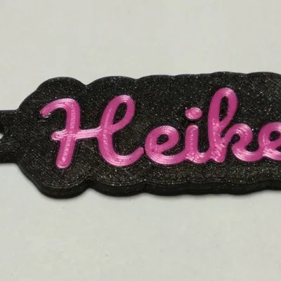 Móc khóa hai mặt in đa vật liệu kèm tên của bạn (OpenSCAD)