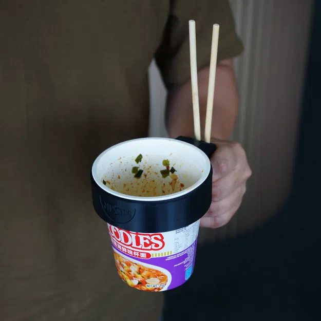 Giá đỡ mì ly Nissin - Image 8