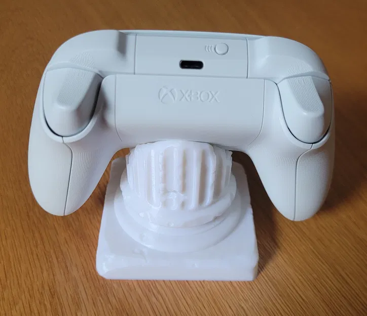 Giá đỡ Tay cầm Xbox Series X/S Olympus có ngăn chứa pin - Image 5