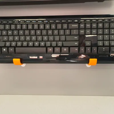 Móc Treo Tường Bàn Phím (Dùng Miếng Dán Command)