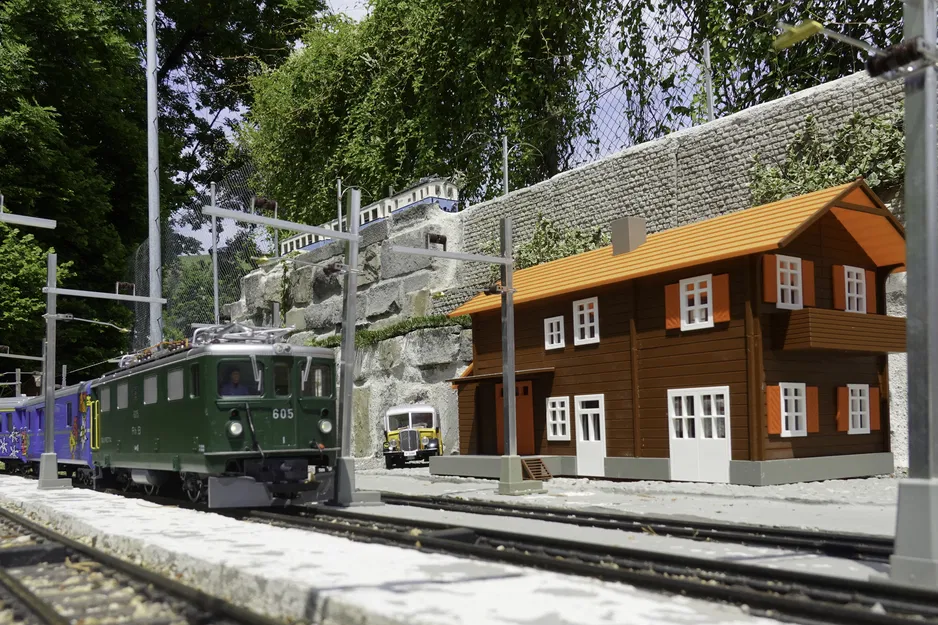 Ga Tàu Đường Sắt Mô Hình LGB (Tỷ Lệ G) - Image 1