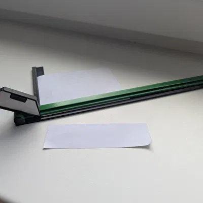 Dụng Cụ Cắt Giấy Đơn Giản