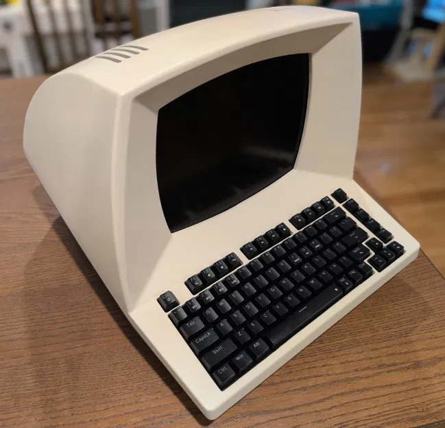 Terminal máy tính retro lấy cảm hứng từ ADM-3 - Image 1