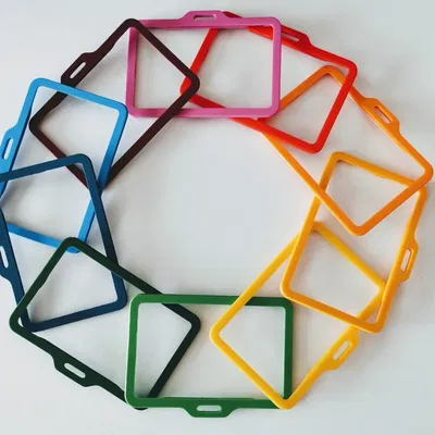 BadgeRail - Giá đỡ thẻ đơn giản